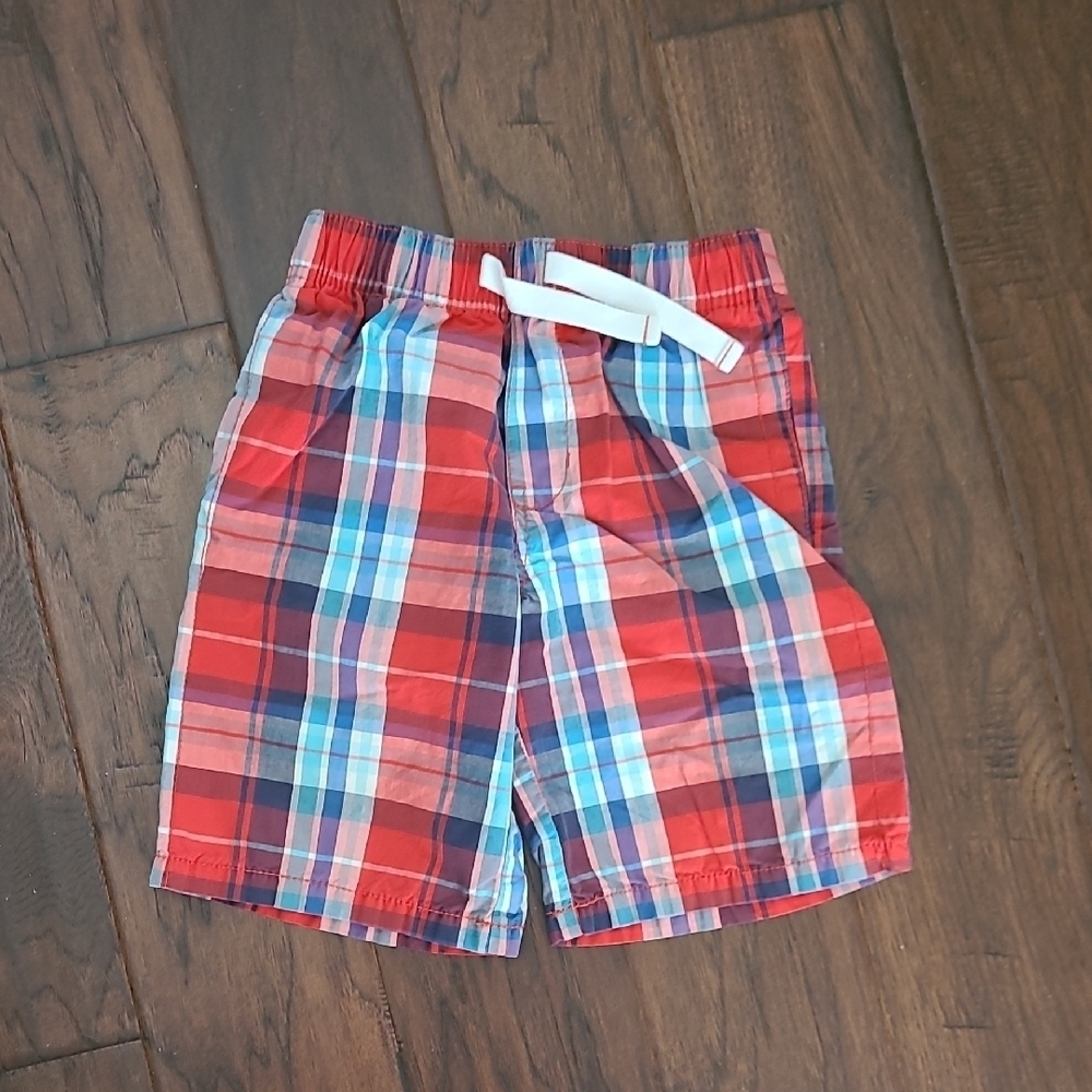 💥3for$12💥 Oshkosh boy's plaid shorts size 7
